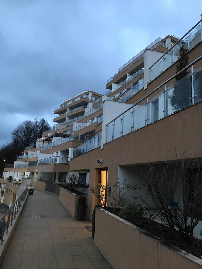 White Season Residence Брашов Экстерьер фото
